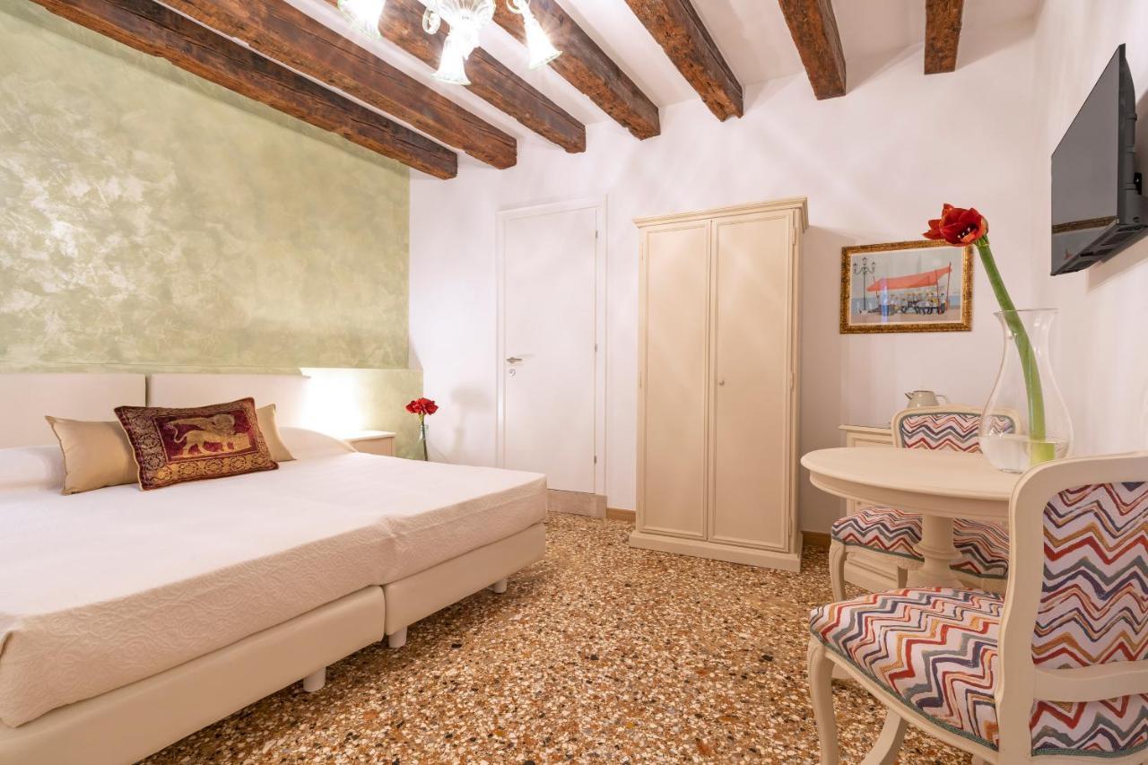 Residenza San Silvestro Hotel Venice Exterior photo